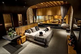8888元一晚还送一头150斤的生猪，浙江金华的“猪景房”火了图片
