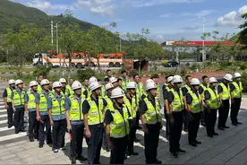 漳州高速清障服务中心提高服务本领  护航司乘安全出行图片