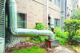 肥西一小区居民楼下餐馆油烟污染严重 社区：暂无可能取缔，但会加大检查力度图片