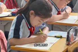 拾光|济南9岁花滑女孩冰上逐梦，滑向更大舞台图片