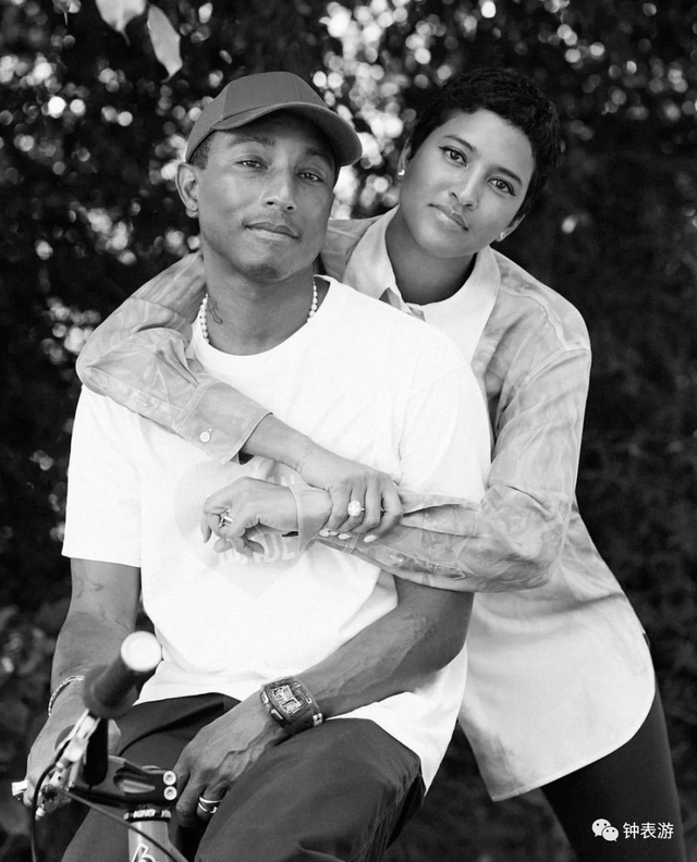 ·�����Ǵ����ܼ�ƶ�������Ԫ��ʯ���ͱ������RM�����׶����������ĸ�����