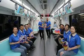 西北首条全自动无人驾驶地铁线路开通初期运营图片