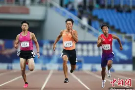 百米飞人大战胜出，谢震业对新人崛起感到欣慰图片