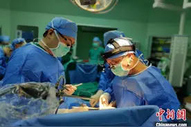 终末期心衰患者生命垂危 “人工心脏”点燃生命新希望图片