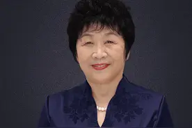 国医大师丁樱入驻平安健康App图片