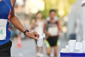 夏日运动重在科学，重视补水这门功课，避开两大误区图片