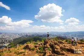 单边5元/人！昆明这个网红打卡地可以乘公交上山啦图片