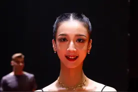 邱芸庭跳出最理想的“达吉亚娜”图片