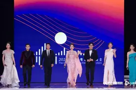 吴京主持，成龙李克勤刘德华打头阵，“湾区升明月”惊艳开场图片