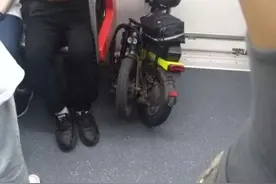 电动折叠车、平衡车能带上地铁吗？万一爆燃怎么办？图片