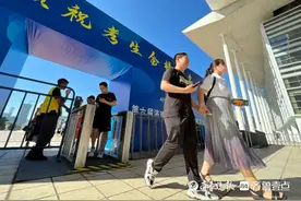 济南三中：今年两校区计划招生1400人图片