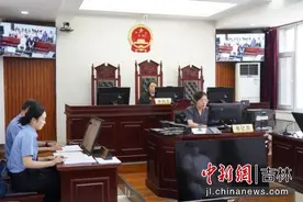 长春汽开法院邀请区第三中学师生观摩刑事庭审活动图片