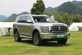 豪华越野不是“冰箱彩电”，硬桥+四驱+电机才是王道——试驾坦克500 Hi4-T图片