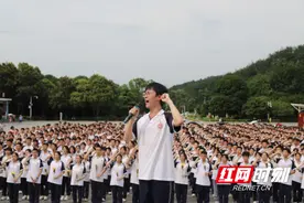 走进伟人故里 传承红色基因 争做时代新人图片