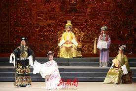 越剧《孟丽君》《梁山伯与祝英台》长沙巡演图片