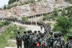 聚焦练兵场｜训练从难征战易！野外驻训啥滋味，你来品品看图片