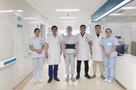 七旬老人多年腿疼、肛周刺痛，竟是“脂肪”惹的祸！图片