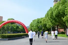 2000余人在杭参加这项全国职业资格考试 今年有重大调整图片