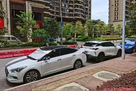 汽车“打伞”又“穿衣”，“防晒经济”火热一片！图片