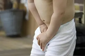 割包皮可趁“热”  孩子包皮过长要不要割？医生有话说图片