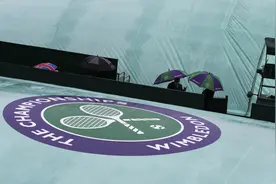 （体育）网球——温网第二日受雨水侵扰图片