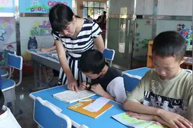 “宝藏老板”允许员工带小孩上班，邵东这家民企成了 “托儿所”图片