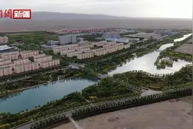 新疆兵团昆玉市 沙海中的“世外桃源”图片