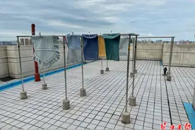 ​架空层建起共享花园，里份老街坊过上舒心新生活图片