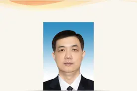 周海兵任长沙市市长图片