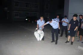 东营市公安局森林警察支队救助一只国家一级保护鸟类丹顶鹤图片