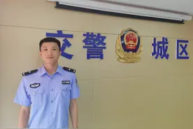 深夜的杭州街头，他为何用最凶的语气“吼”出最暖的话：绑都给你绑去！图片