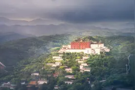 1861：烟波致爽殿里的风波图片