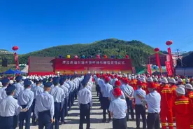 甘肃最长、兰海高速最后一条隧道6日贯通图片