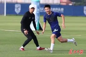 打破“主场不胜”，武汉三镇要把握“最后机会”图片
