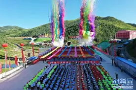 【甘快看】甘肃省最长公路隧道木寨岭特长隧道贯通图片