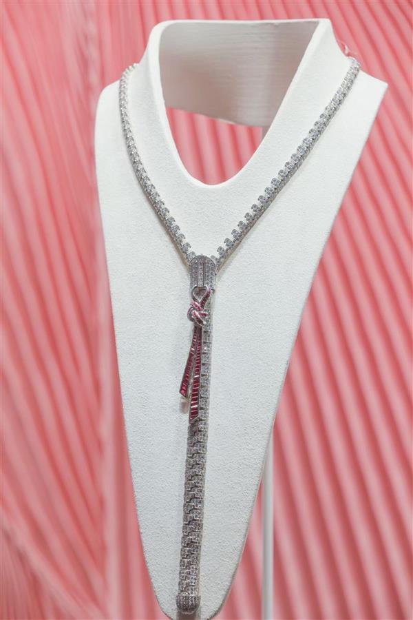 ��Խ���꣬�������и������Ρ�����Ŀ����ר������ű��й��������ܾ���������Ůʿ