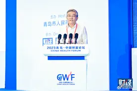 杨伟民谈扩大居民消费：逐步改变对住房、汽车和部分高端消费的抑制政策图片