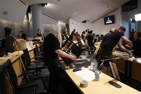 继编剧工会后，美国演员工会酝酿全面罢工图片