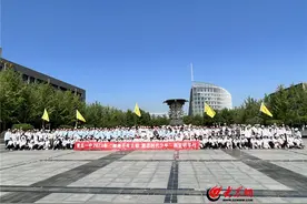走进西北工业大学感悟“总师文化”  漫步大唐不夜城“梦回大唐” 青岛一中西安研学行“解锁”千年古都图片