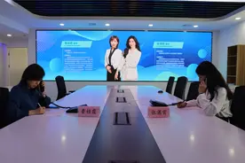 问法热线丨与朋友合伙买房，对方办了房产证，我该咋办？聚焦房产纠纷，律师在线支招图片