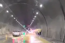 贵州一高速隧道发生涌水，交警称正评估原因，该隧道曾因地质复杂成研究案例图片