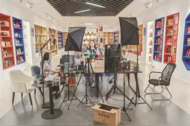 桓台：直播“卖货郎”打开大市场图片