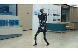 如何抵达通用人形机器人？傅利叶创始人：机器人+多模态大模型图片