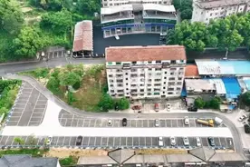 咸宁机关单位停车场全部接入停车平台图片