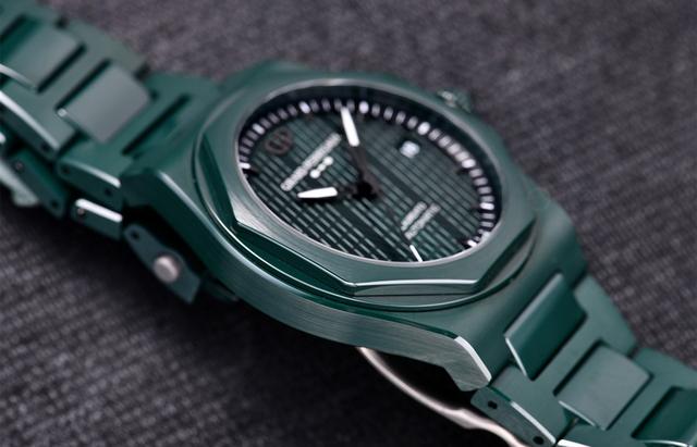 �����ֻ�����ֵ��ô�ߵı����������ڵ�ʲô��