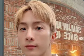 阿本隔17年合体亲哥！　「都是高材生」外型变化超惊人：好厉害图片