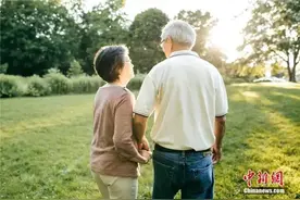 多地发布养老金调整方案，你的养老金涨了吗？图片