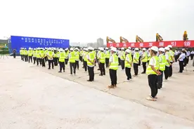 重医附属儿童医院“三大中心”开工 多个国家级平台揭牌并签约图片