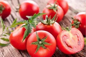 马上停止吃这2种西红柿！1种易致癌，1种伤肠胃、严重会致死！每吃一口都是伤害图片