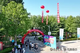 高招会泰安高职(专科)场圆满结束，学校升本率、就业率受关注图片